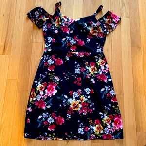Women’s dress size 2 express